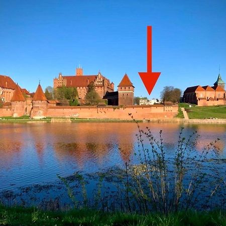 Widok Zamku O Poranku Apartment Malbork Exterior foto